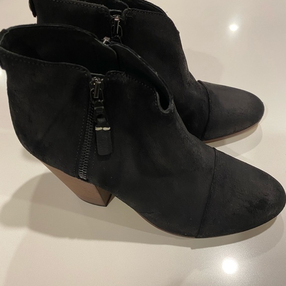 Brand new Rag & Bone Margot suede bootie boots 39.5 - Picture 2 of 4